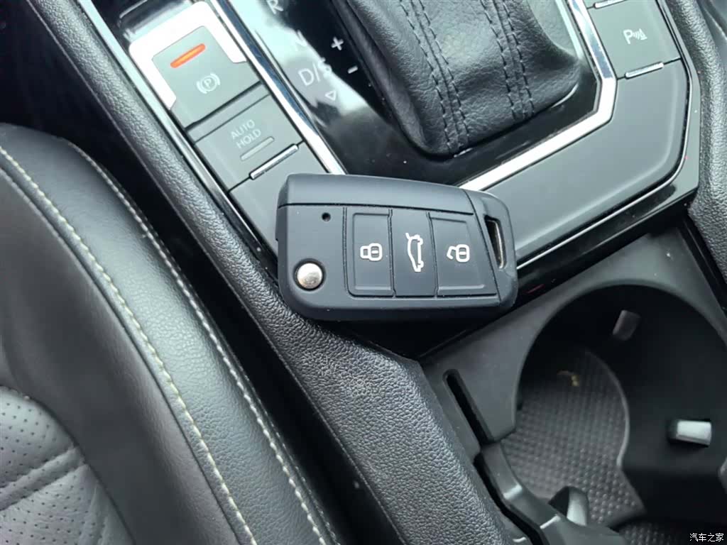 Volkswagen Lamando, 2017 9