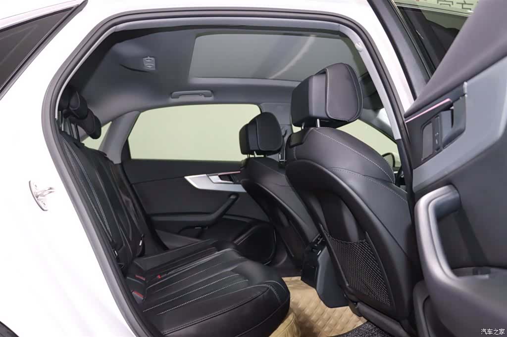 Audi A4L, 2022 6