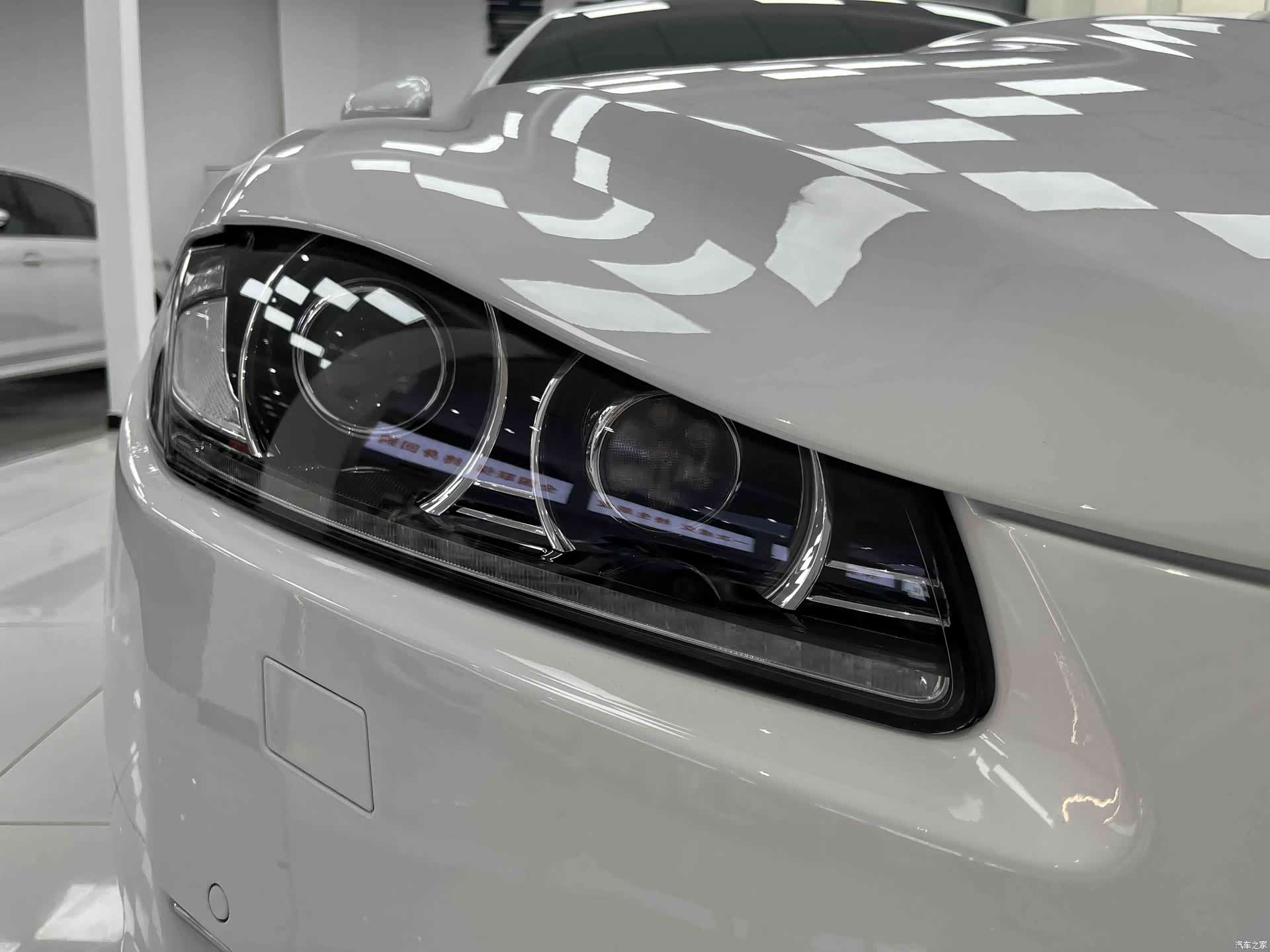 Jaguar XF, 2015 20