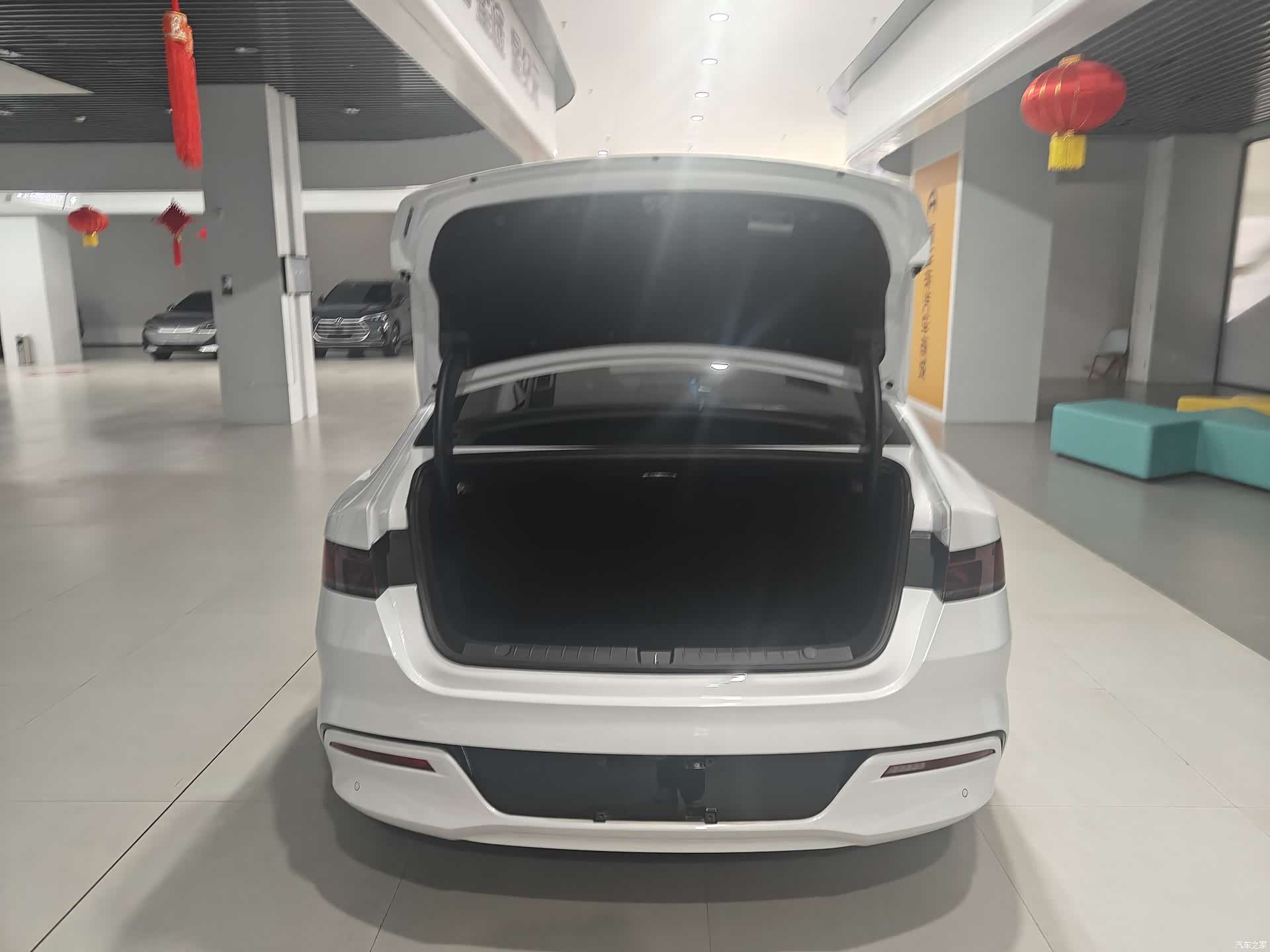 BYD Qin, 2022 13
