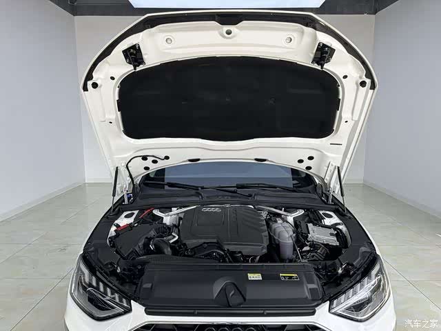 Audi A4L, 2024 18
