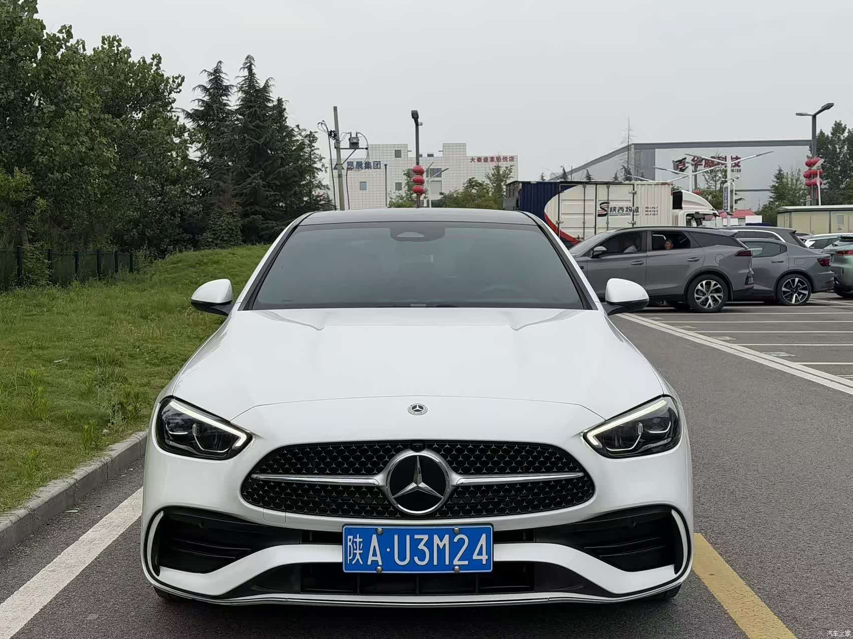 Mercedes-Benz C-Class, 2024 2