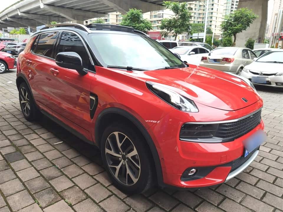 Lynk & Co 01