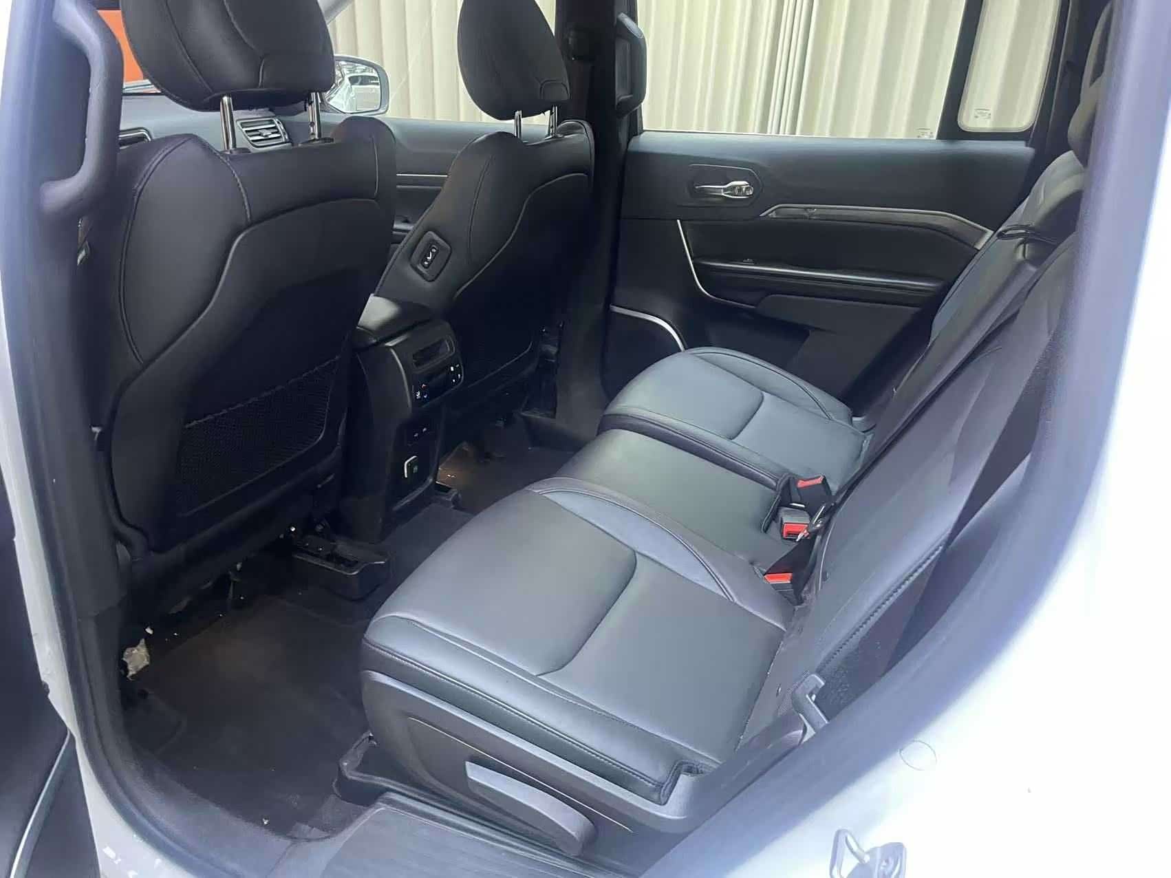 Jeep Grand Commander, 2021 9