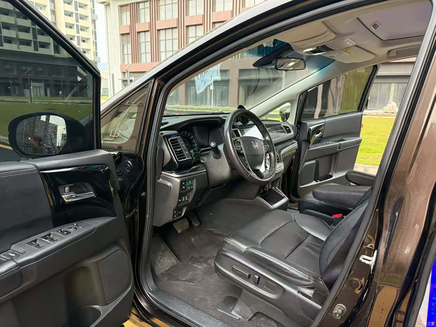 Honda Elysion, 2019 4