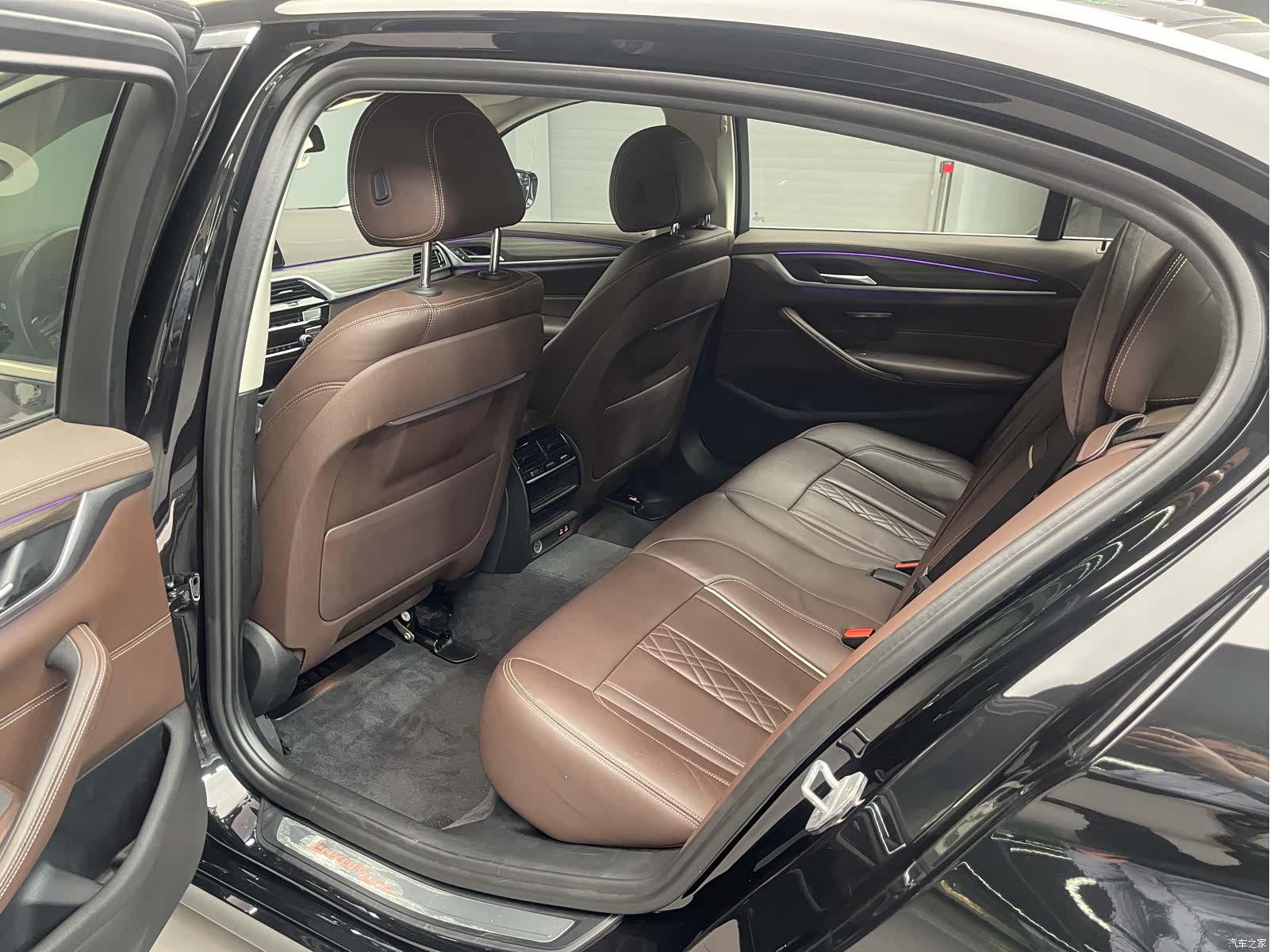 BMW 5 Series, 2020 11