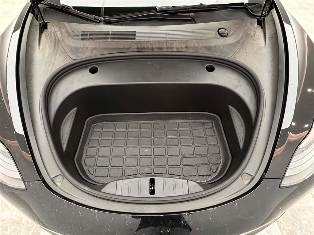 Tesla Model 3, 2021 17