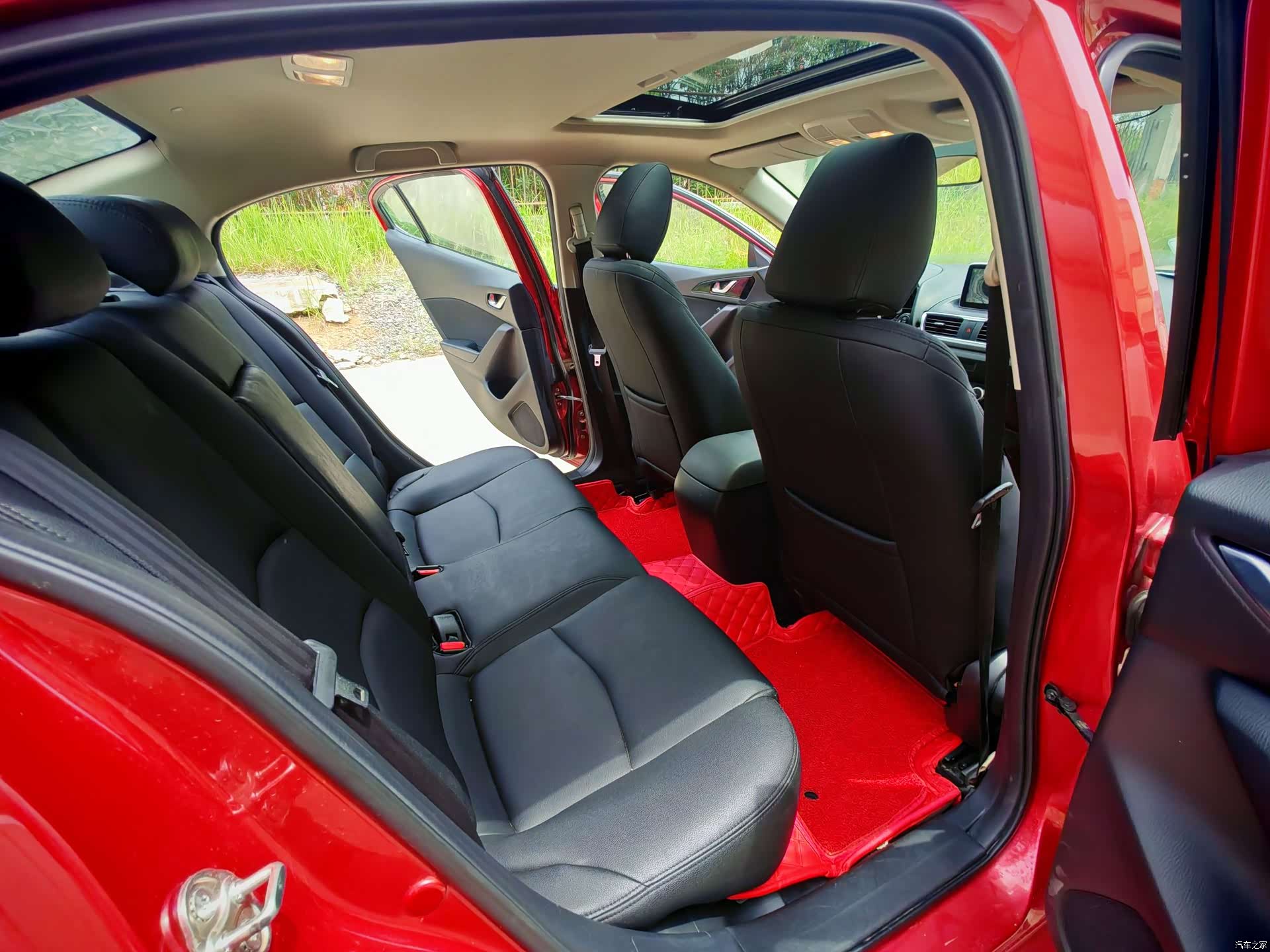 Mazda Mazda3, 2016 16