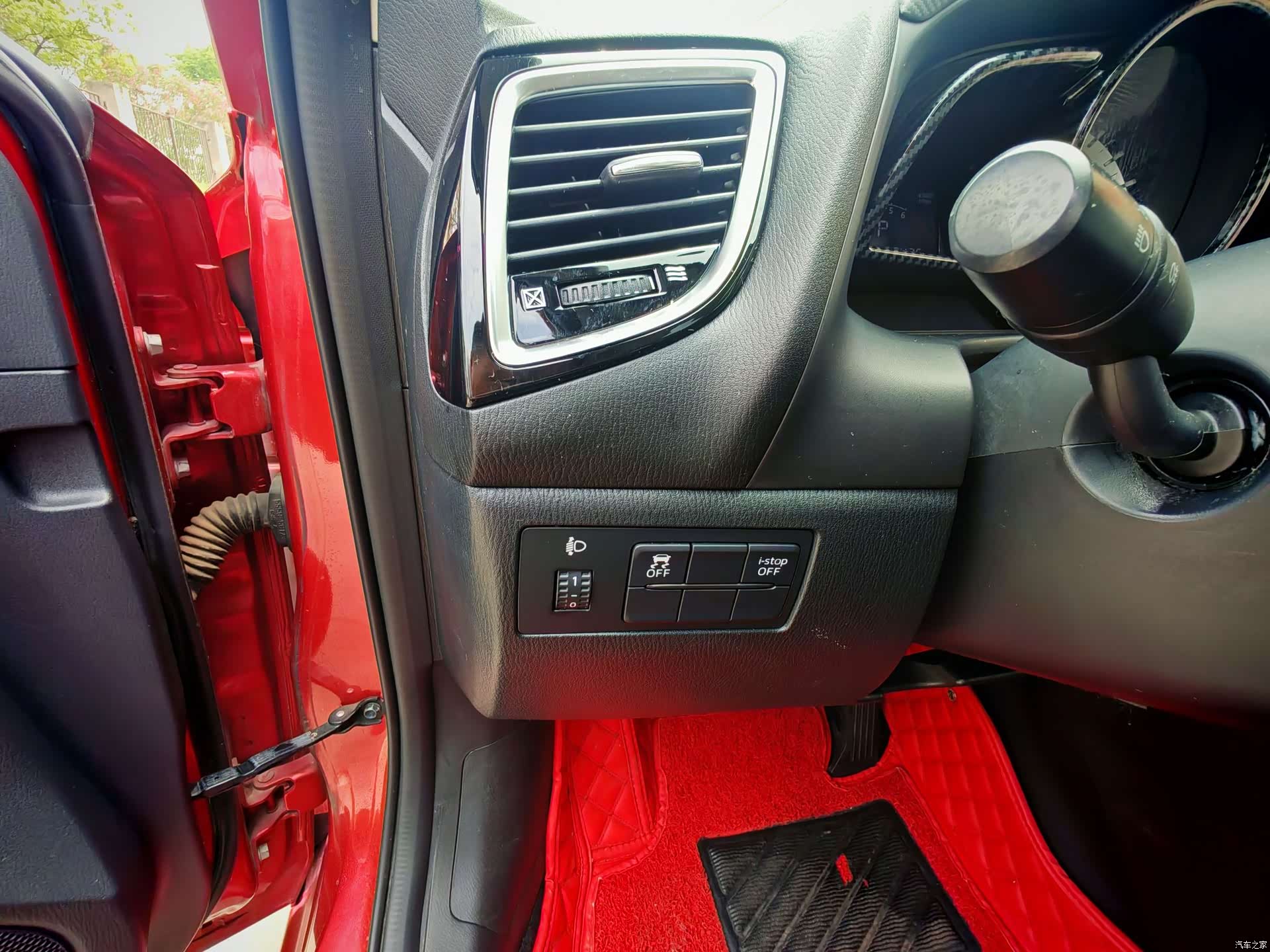 Mazda Mazda3, 2016 12
