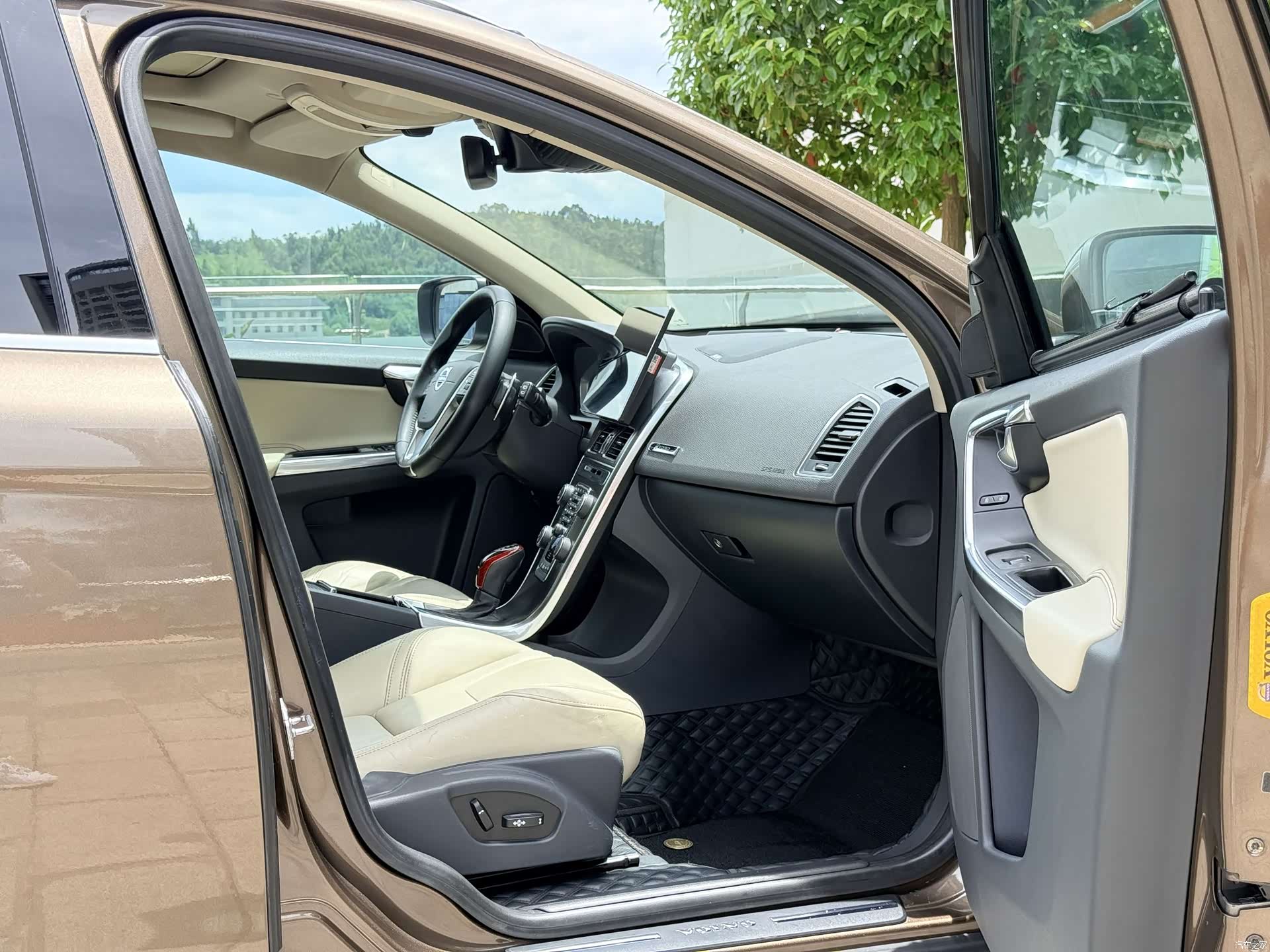 Volvo XC60, 2013 9