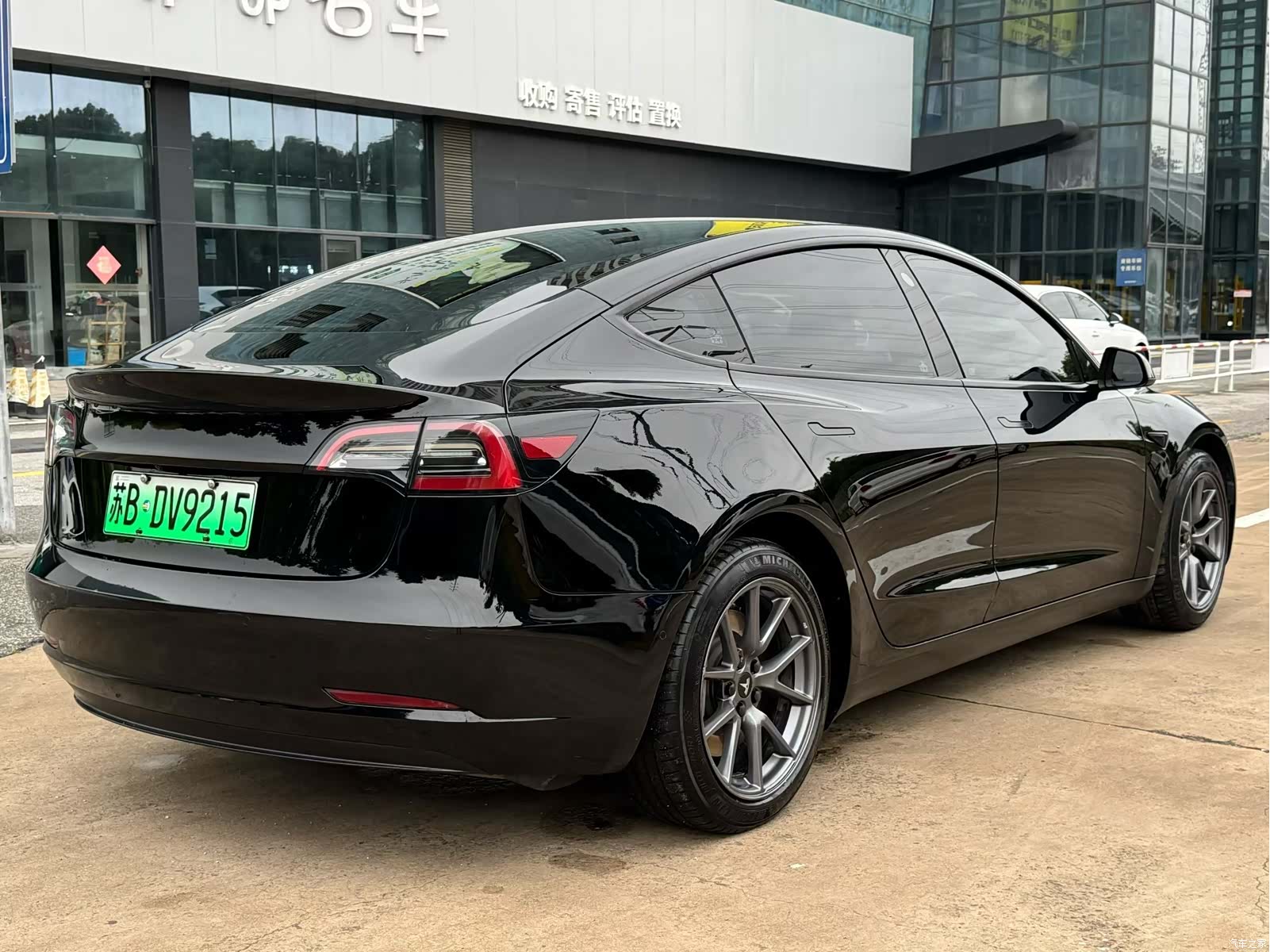 Tesla Model 3, 2023 все фото