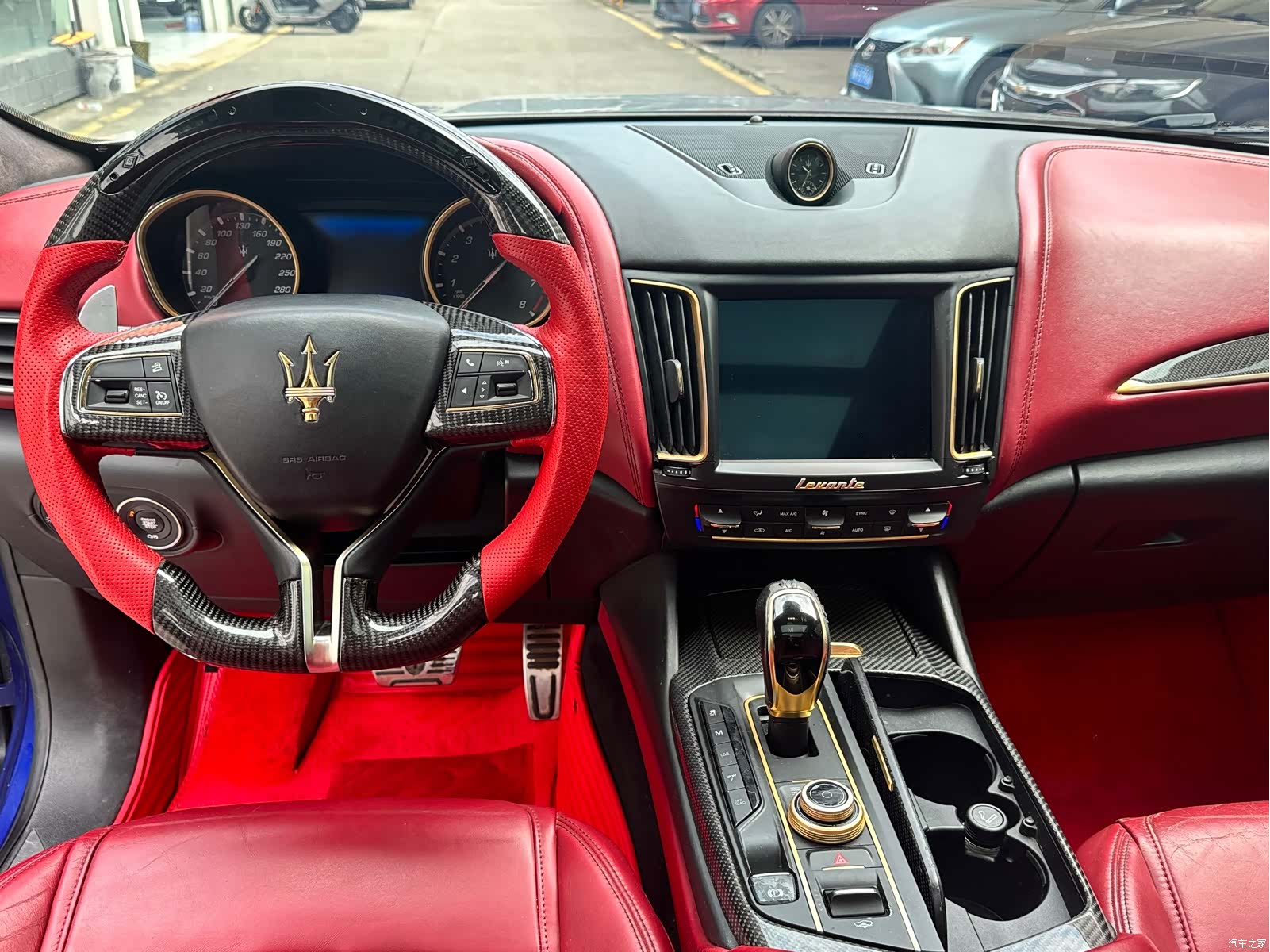 Maserati Levante, 2017 11