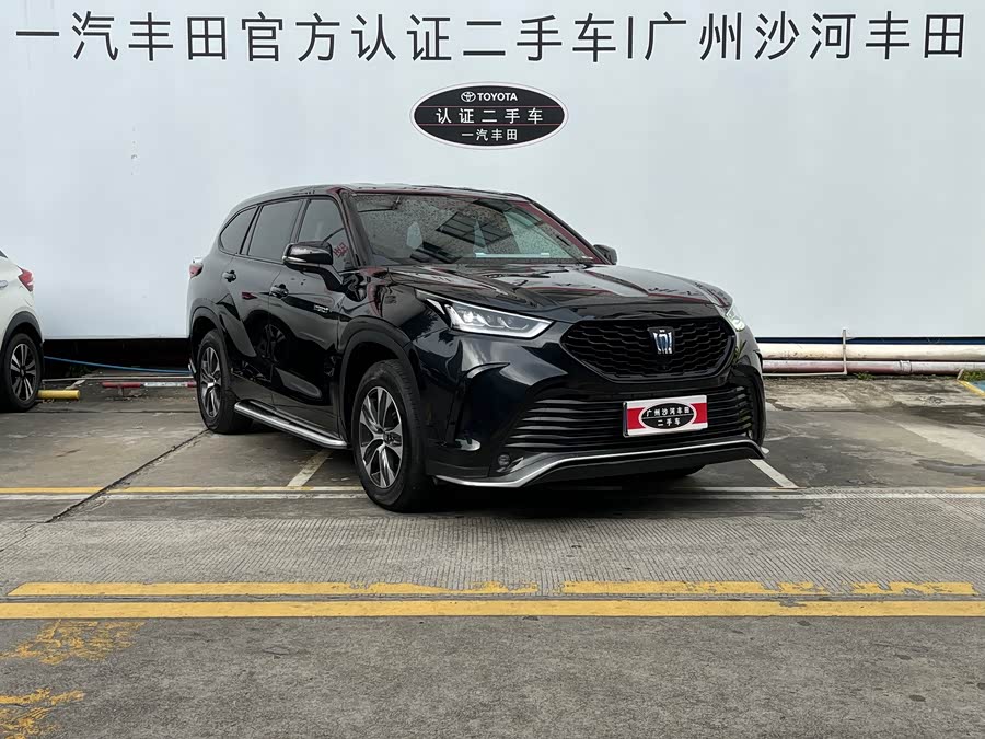 Toyota Crown Kluger 2024, фото 3