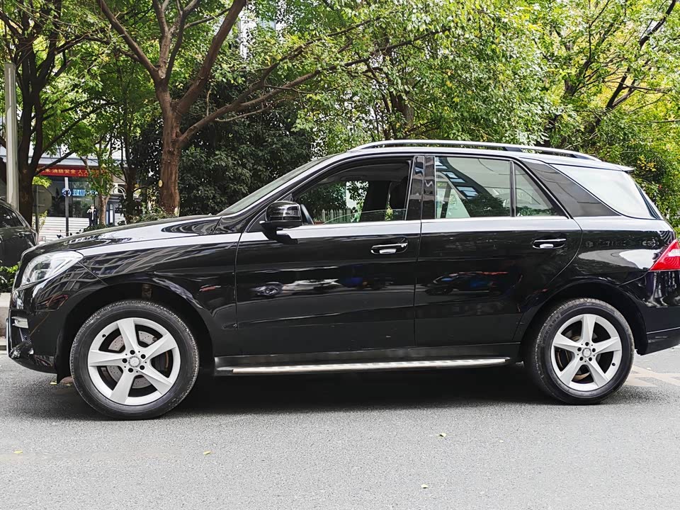 Mercedes-Benz M class