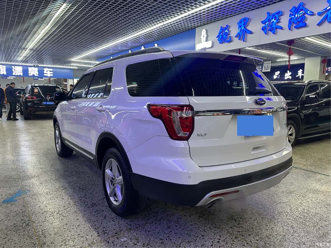 Ford Explorer, 2016 4