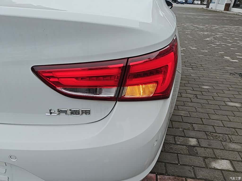 Buick Verano, 2019 8