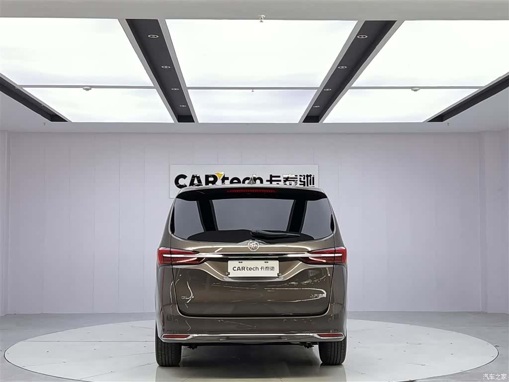Buick GL8, 2025 6
