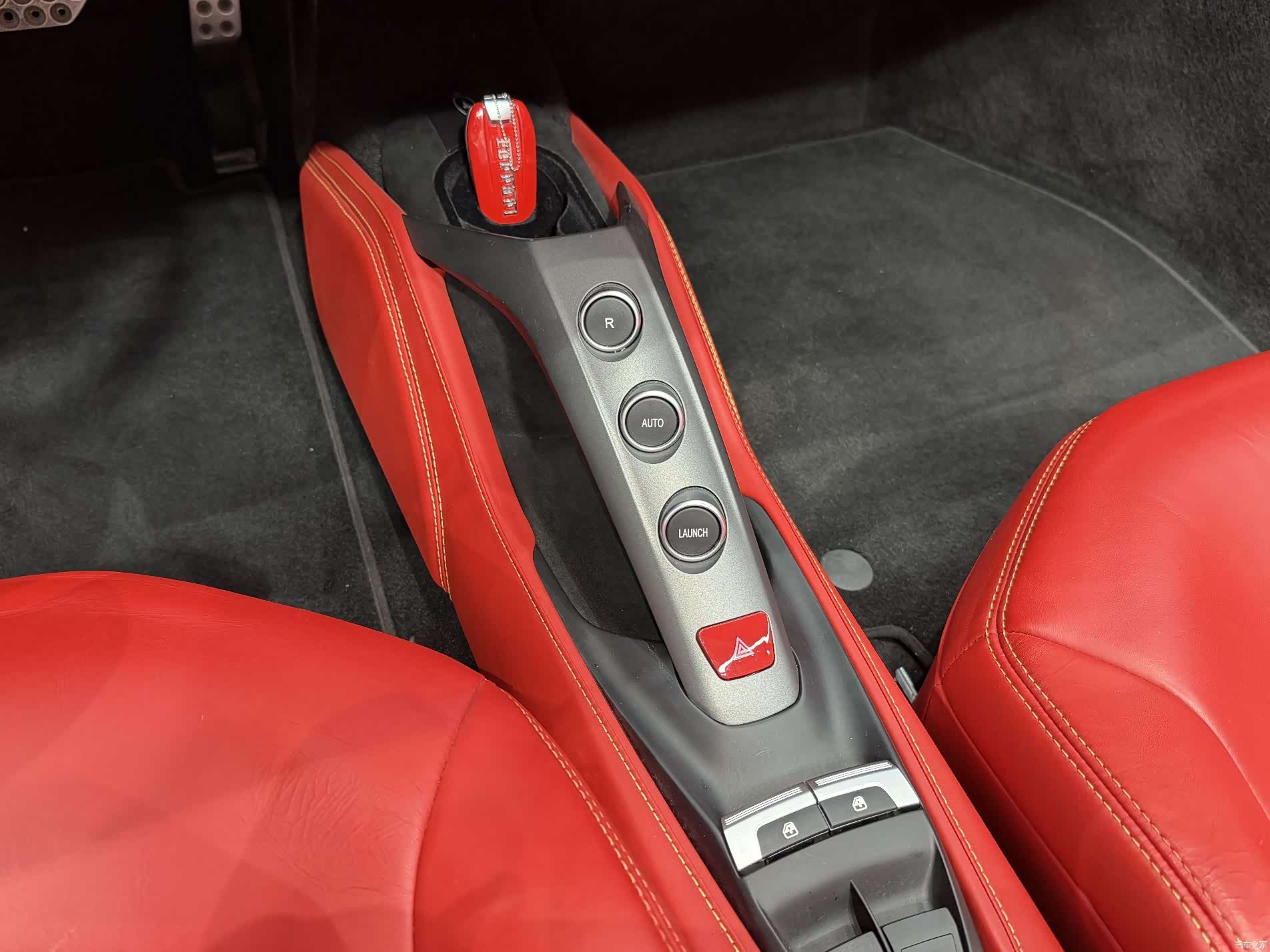 Ferrari 488, 2020 8