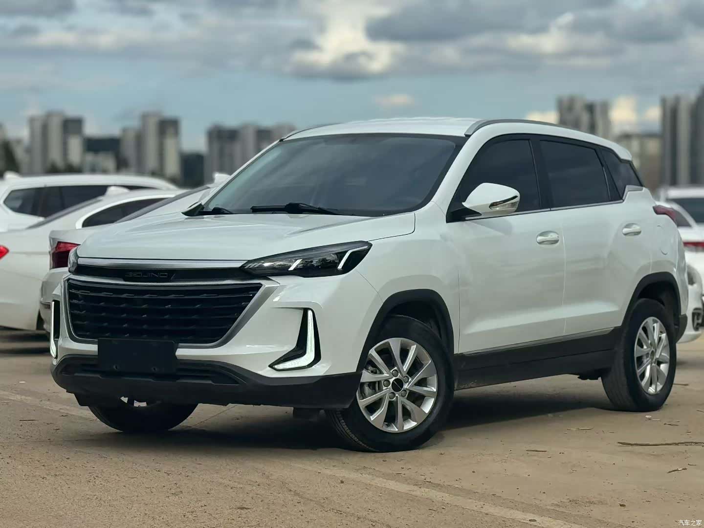 BAIC X3