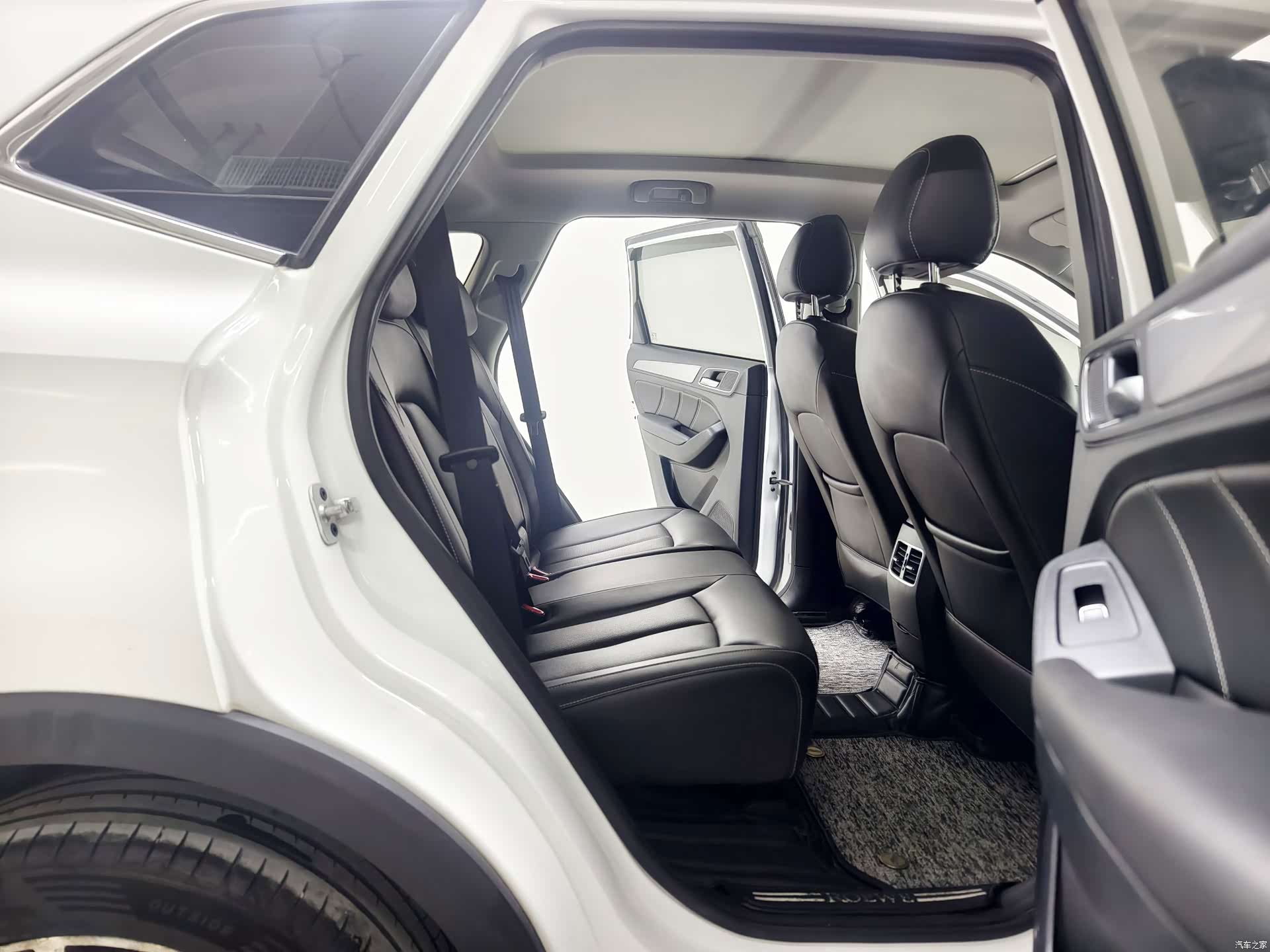 Roewe RX5, 2020 16