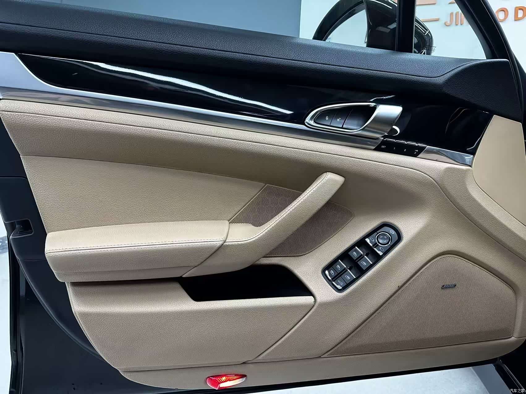 Porsche Panamera, 2013 10