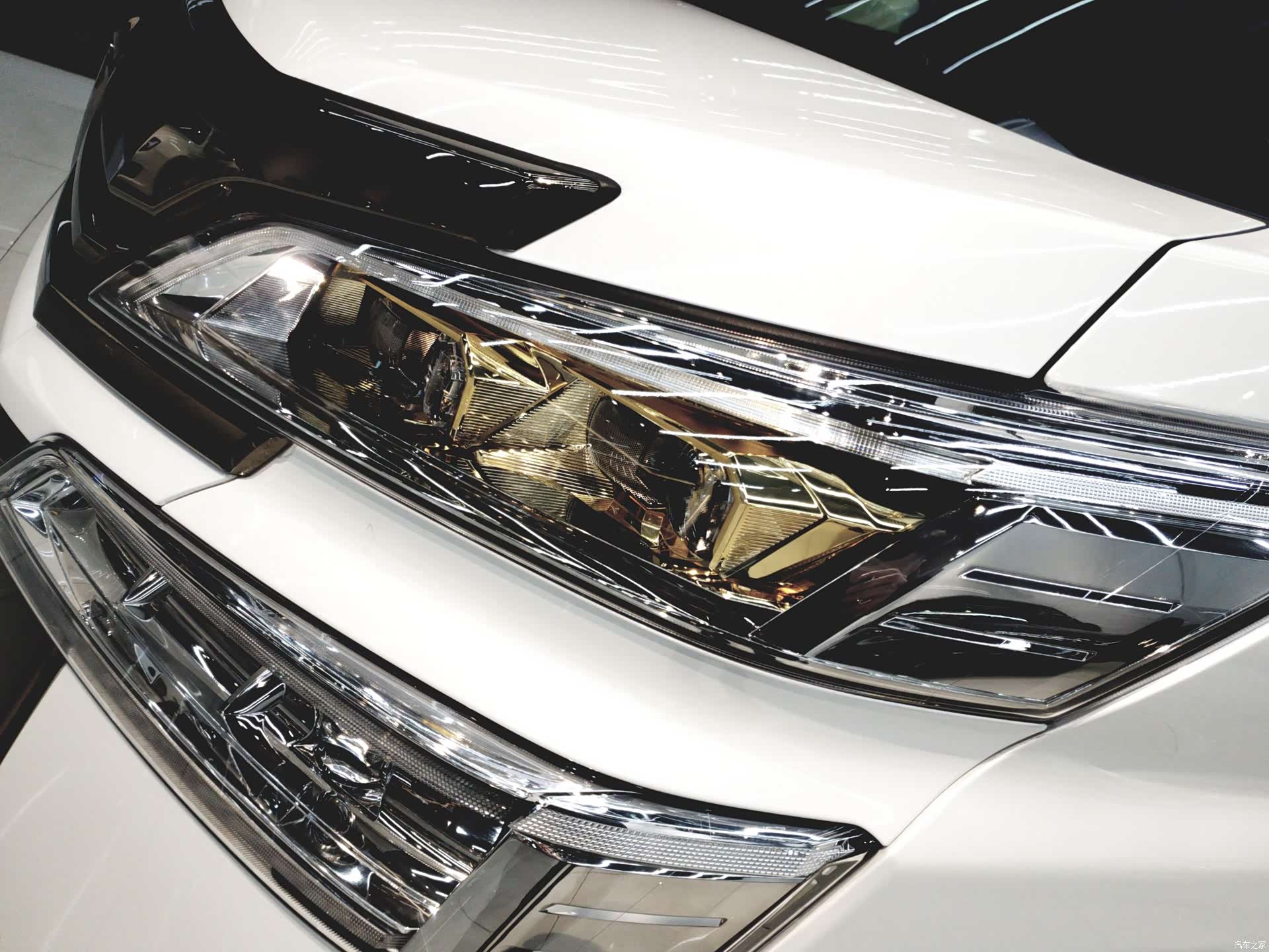 Toyota Vellfire, 2021 16