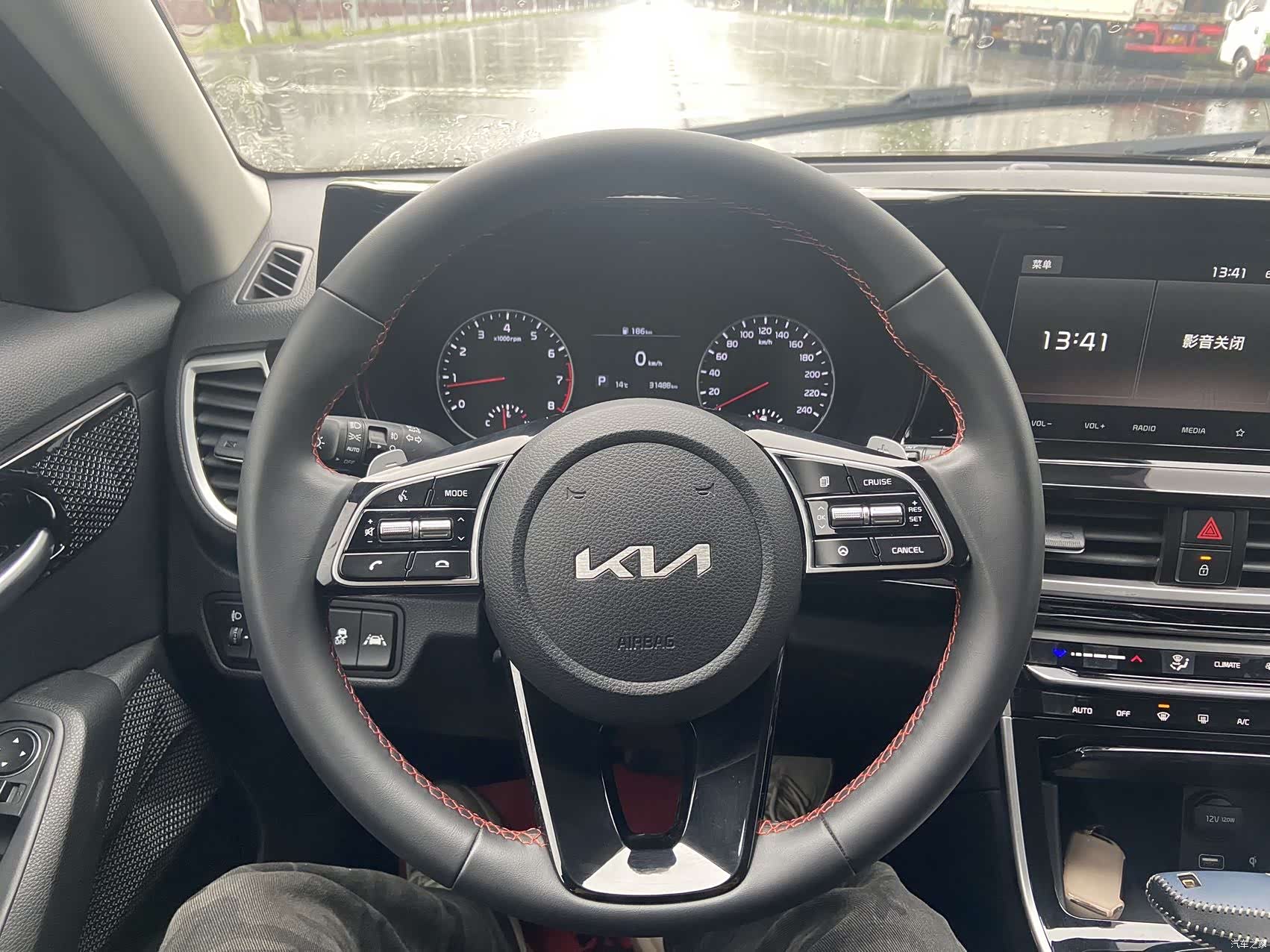 Kia KX3, 2022 6