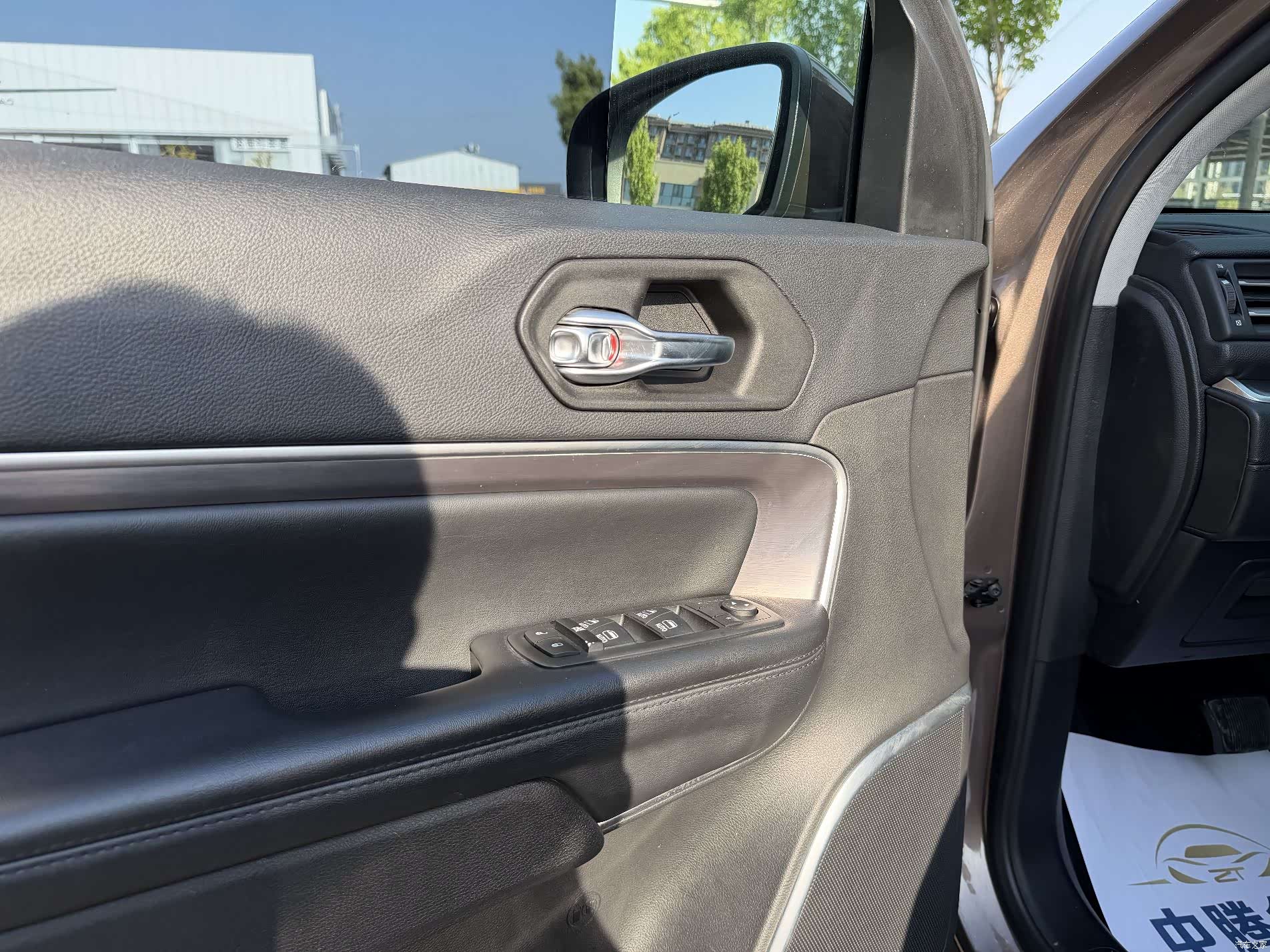 Jeep Grand Commander, 2019 9