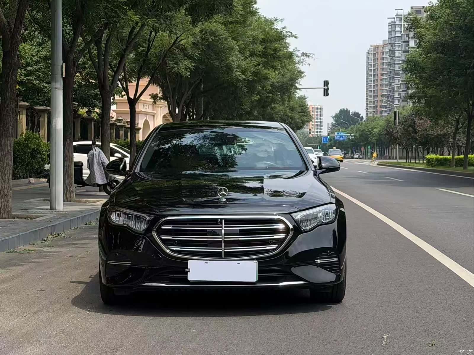 Mercedes-Benz E-Class, 2024 2