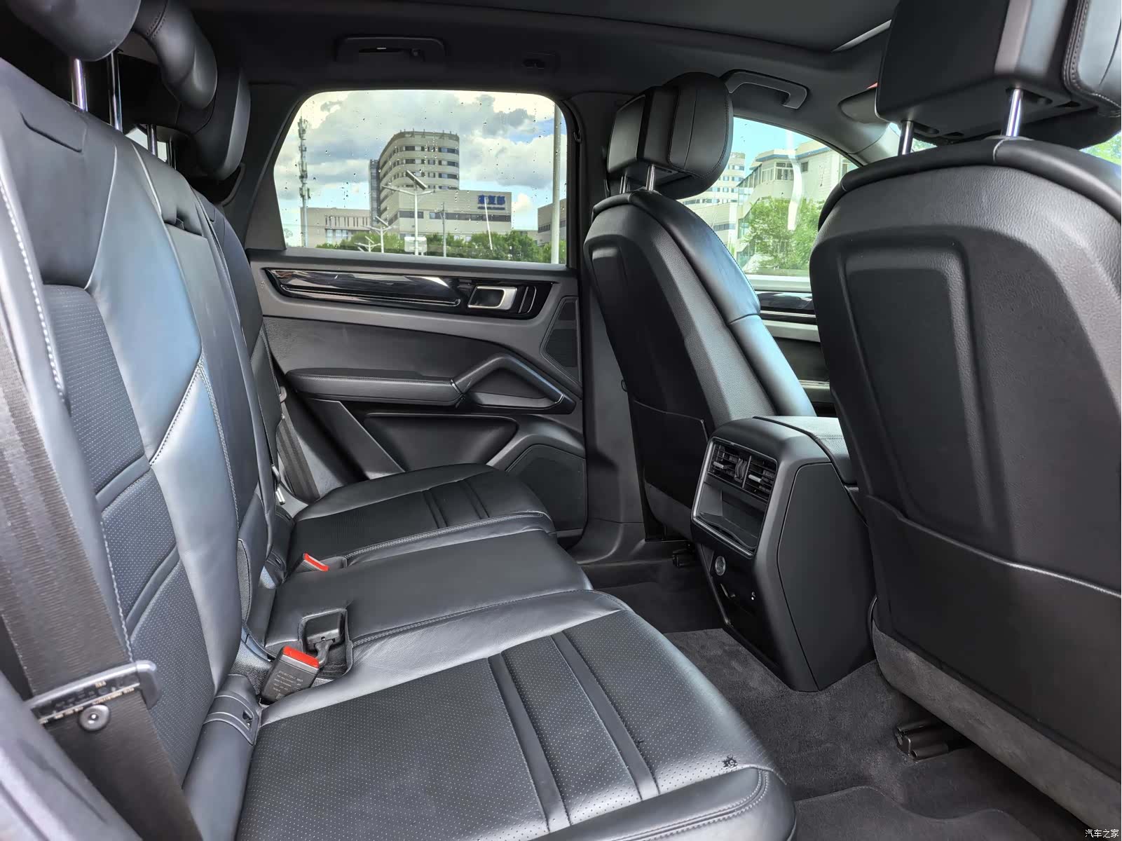 Porsche Cayenne, 2020 11