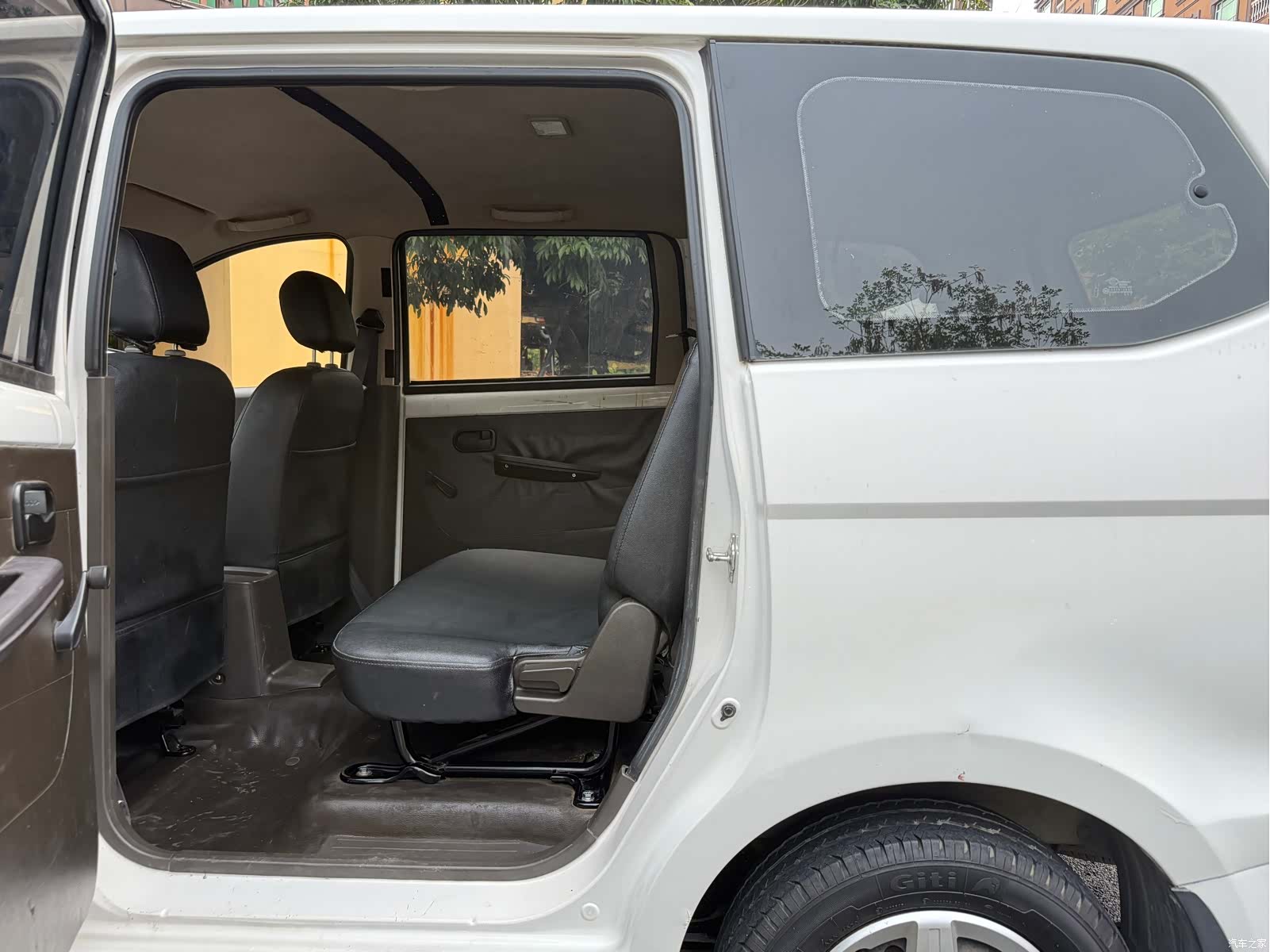 Wuling Hongguang, 2019 7