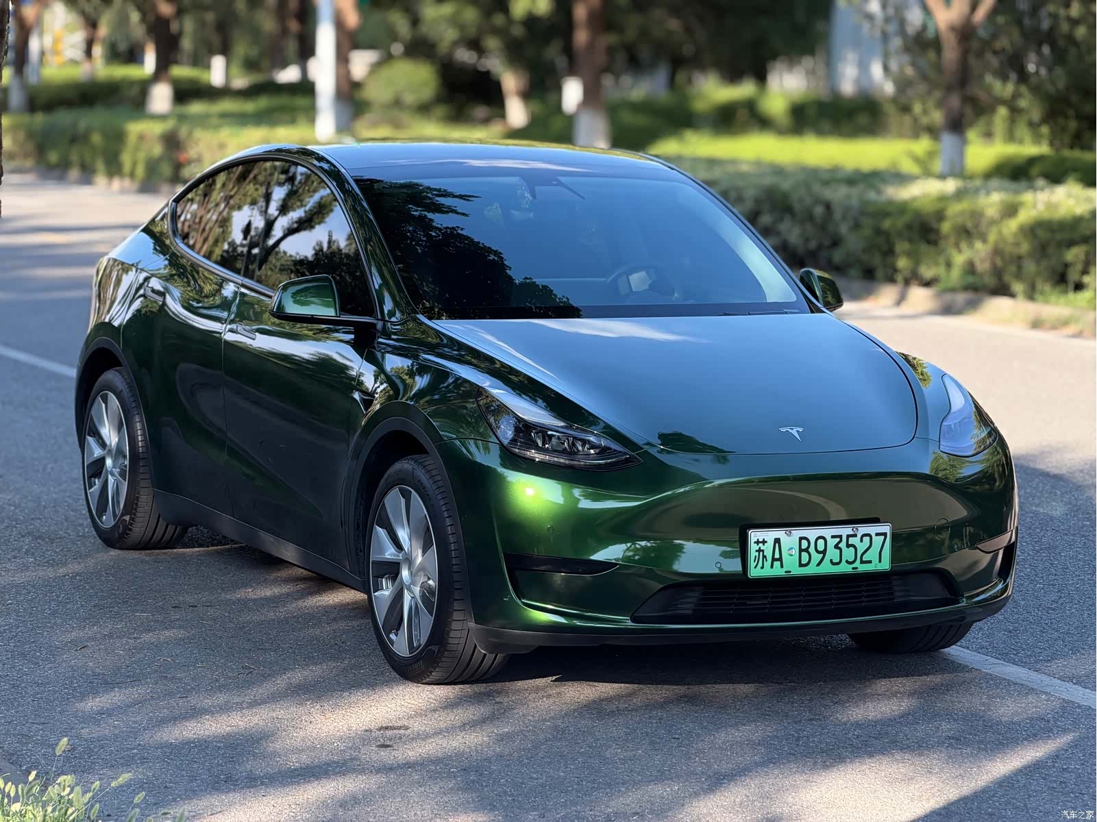 Tesla Model Y, 2023 2