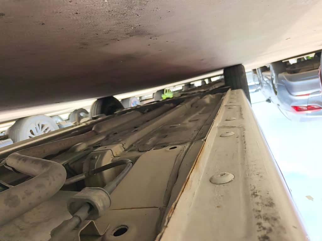 Wuling 310W, 2021 22