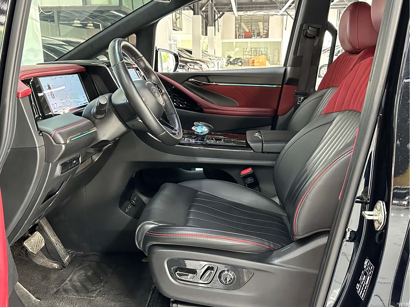 Trumpchi M8, 2023 9