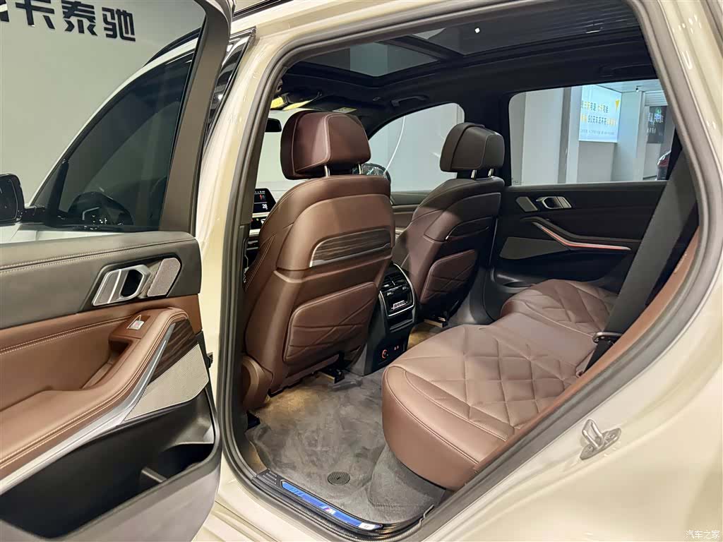 BMW X5, 2023 28