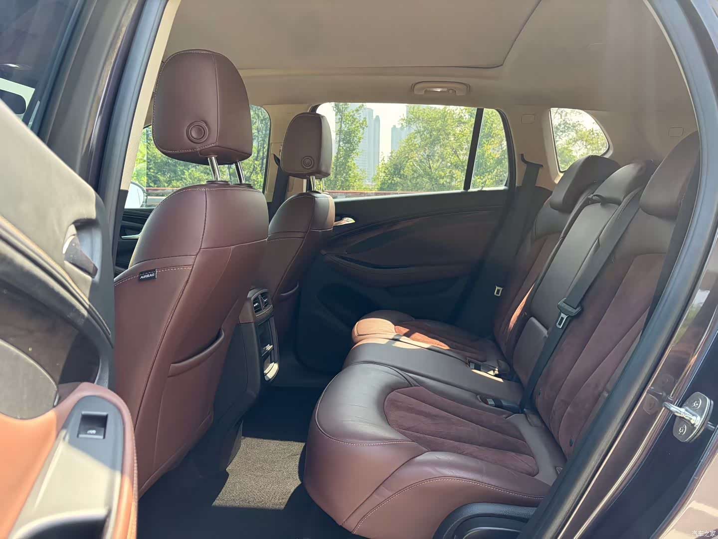 Buick Envision Plus, 2017 все фото