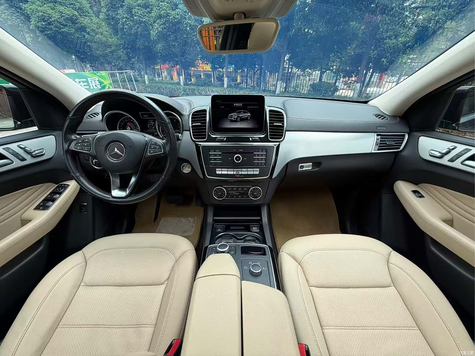 Mercedes-Benz GLE, 2019 24