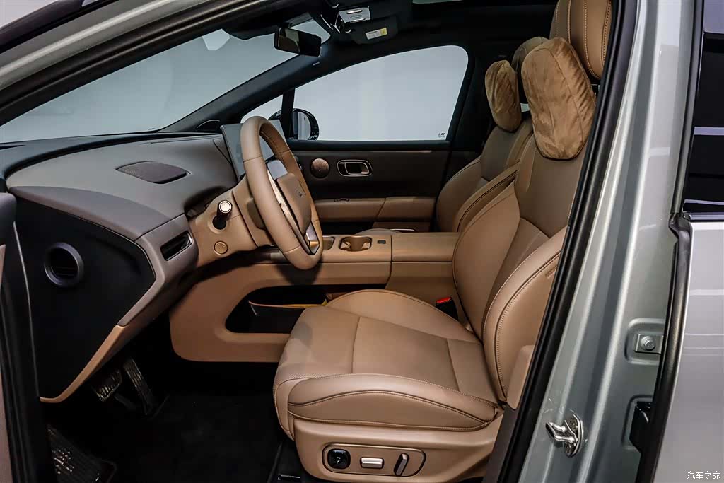 Li Auto i6, 2025 16