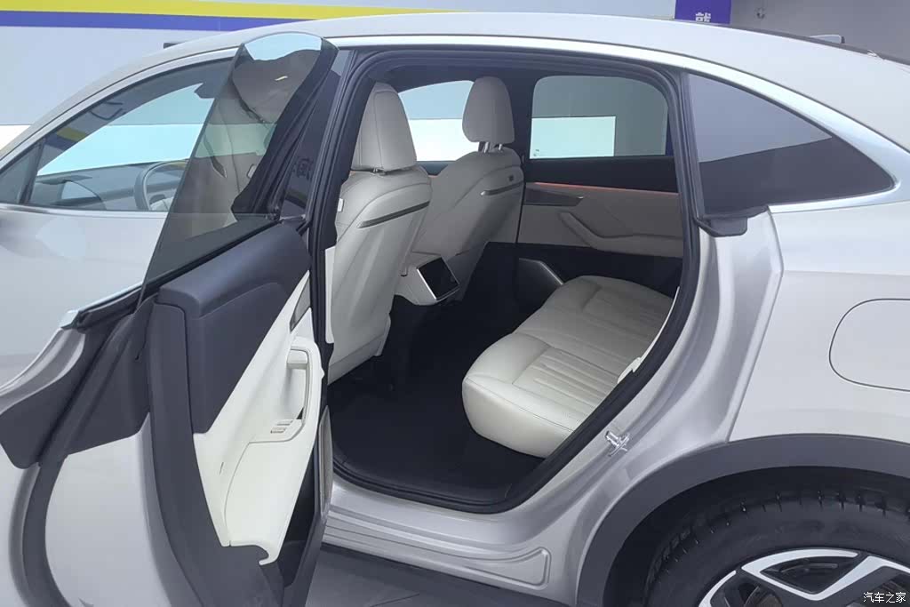 NIO L60, 2025 11