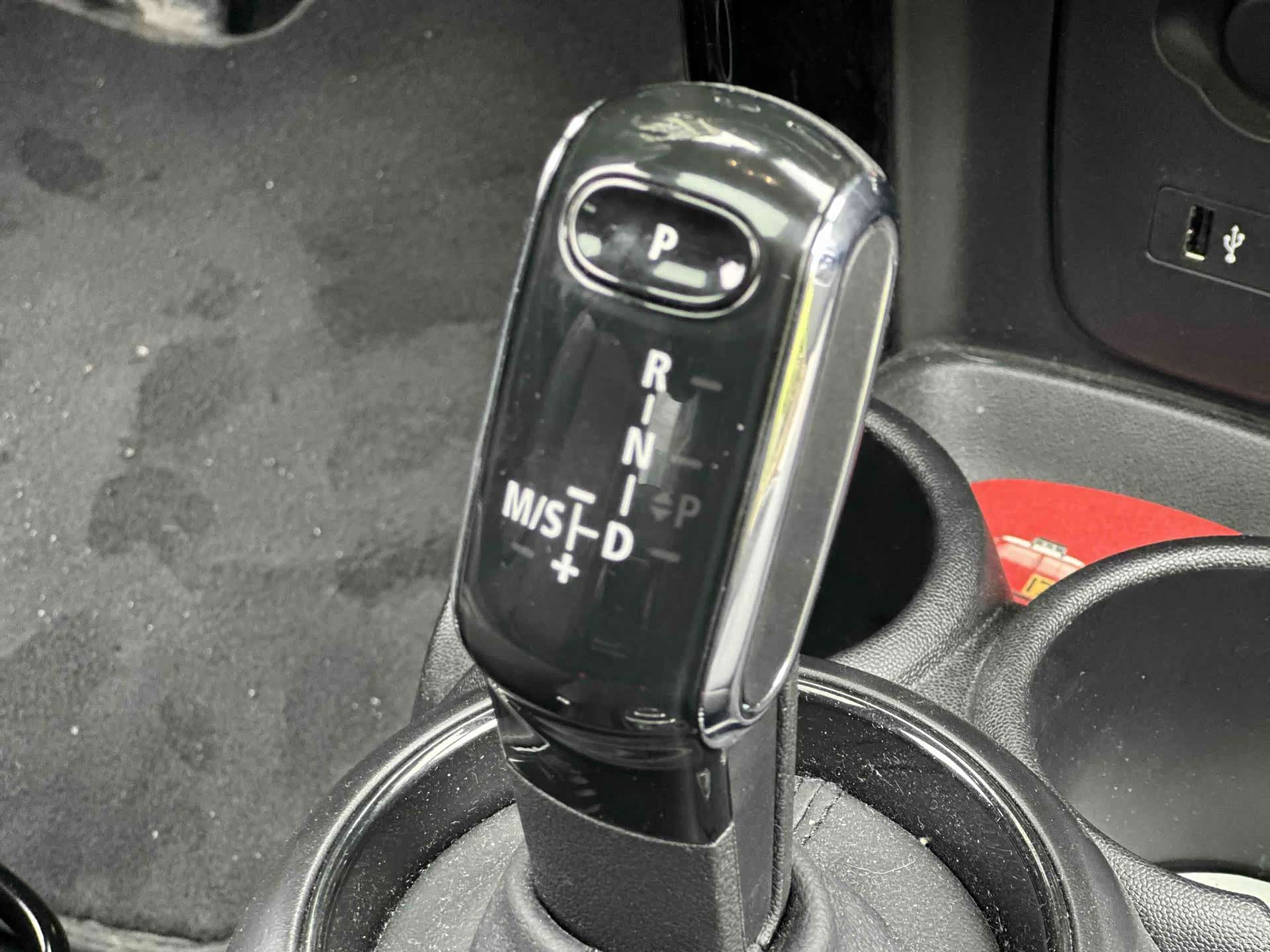 Mini Cooper, 2024 11