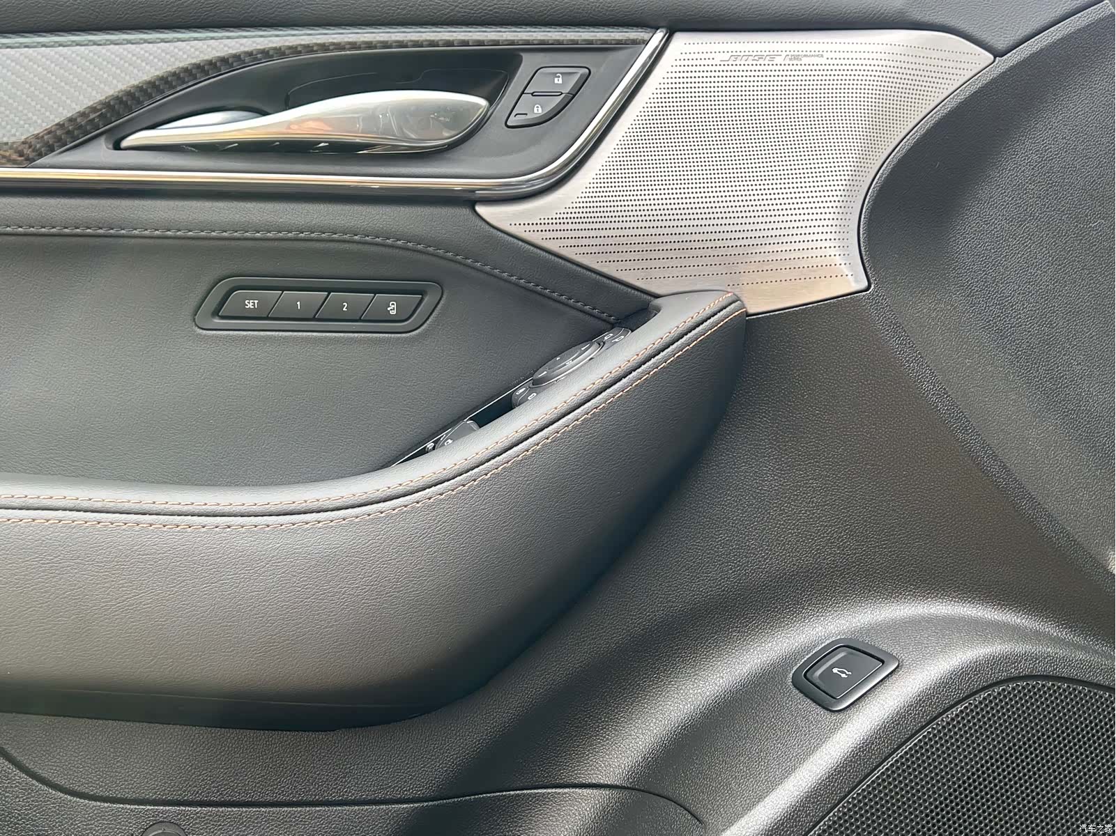 Cadillac CT5, 2023 16