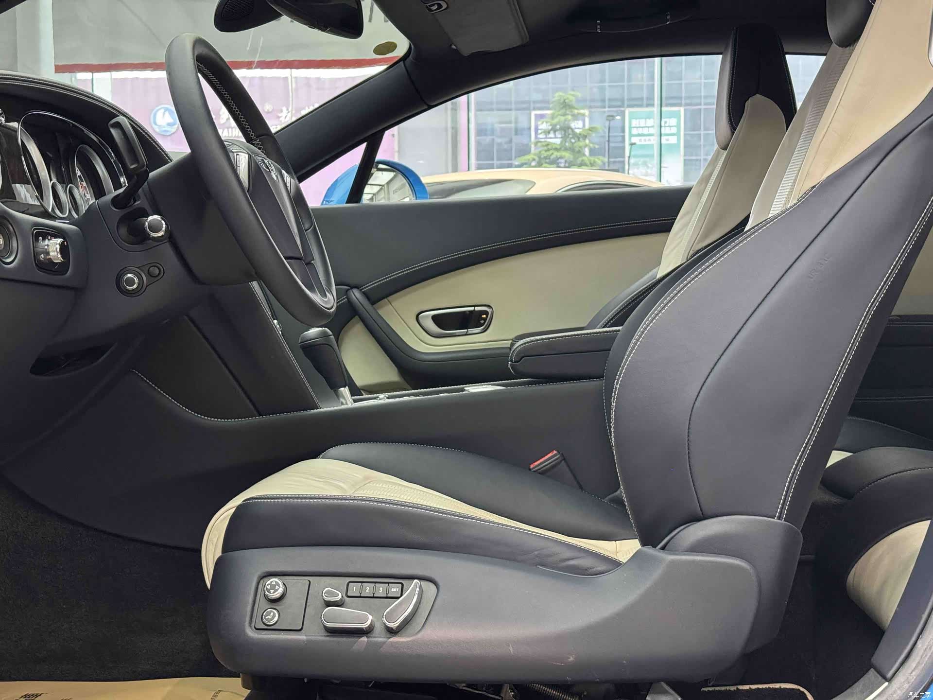 Bentley Continental GT, 2015 15