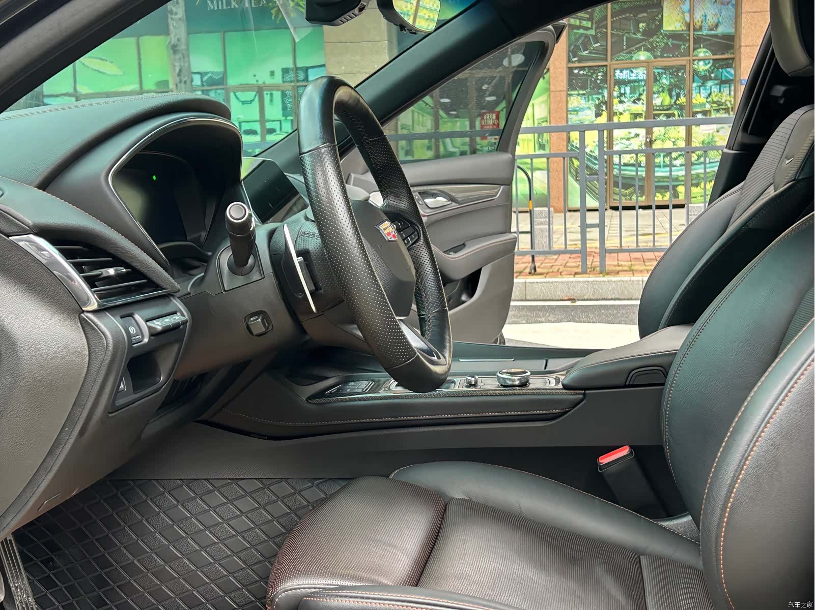Cadillac CT5, 2023 11