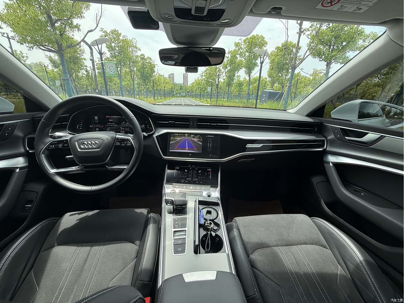 Audi A7L, 2023 6
