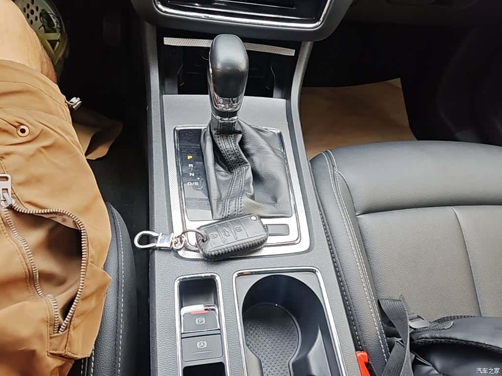 Roewe i6, 2017 14