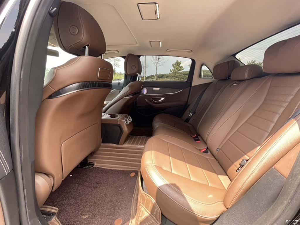 Mercedes-Benz E-Class, 2018 14