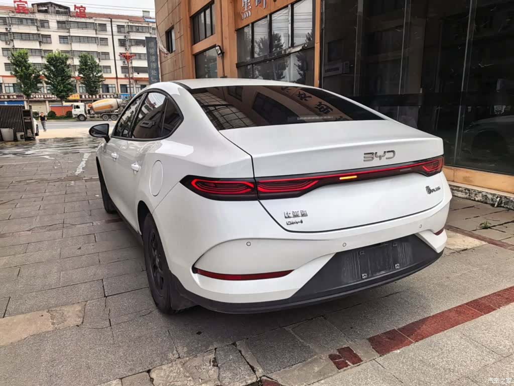 BYD Qin, 2025 все фото