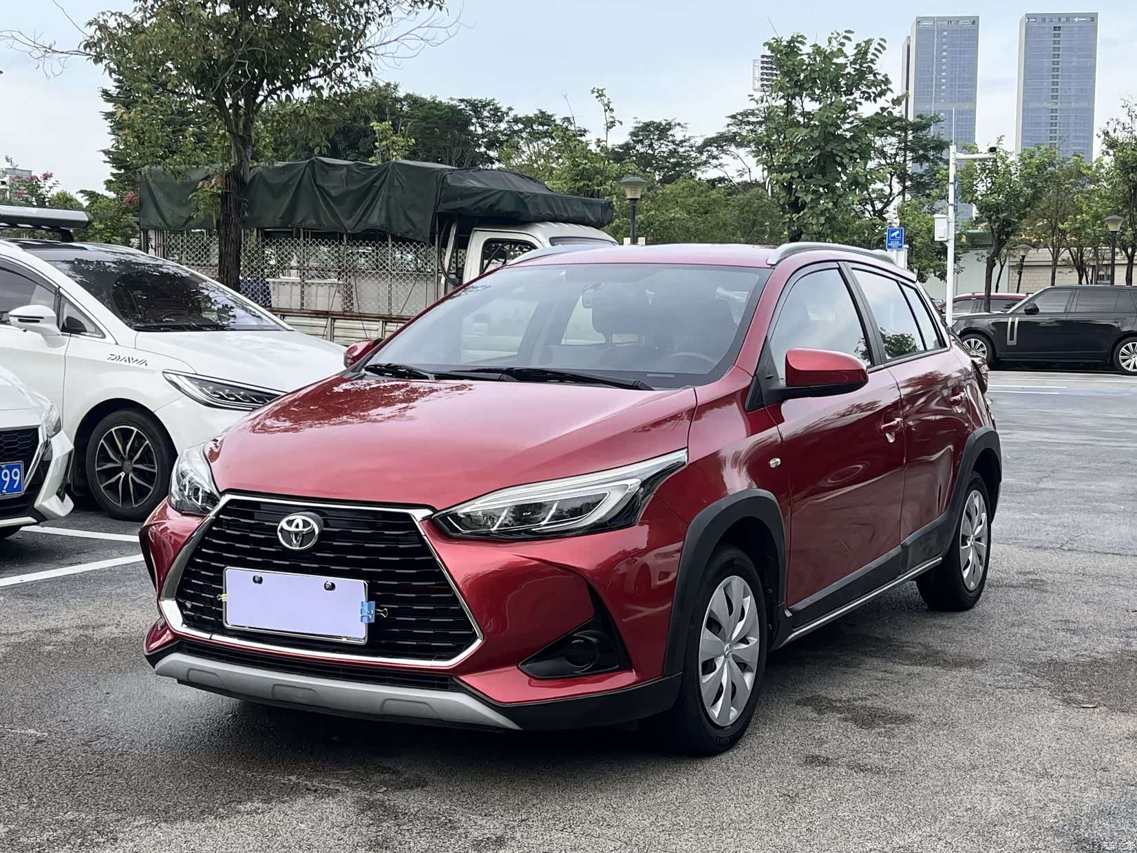 Toyota YARiS L