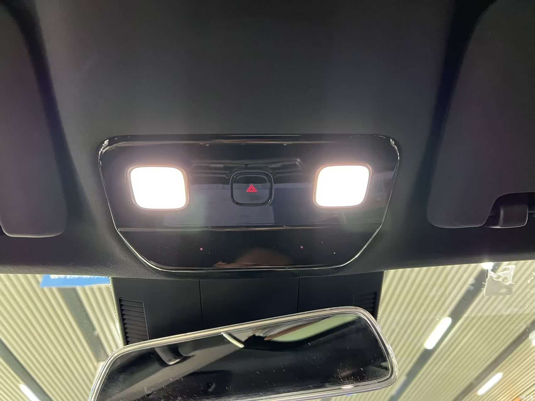 Li Auto L8, 2023 17