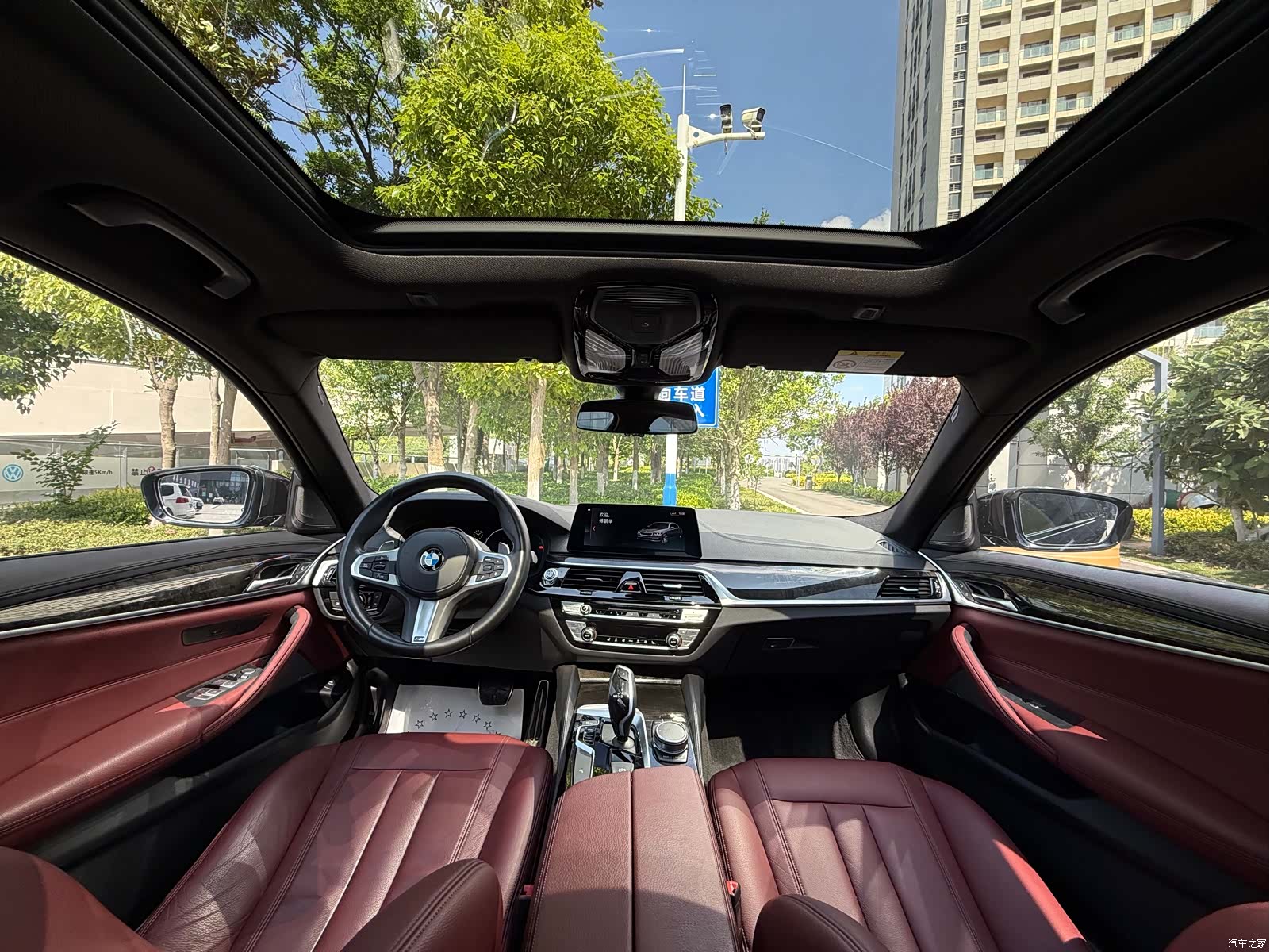 BMW 5 Series, 2019 все фото